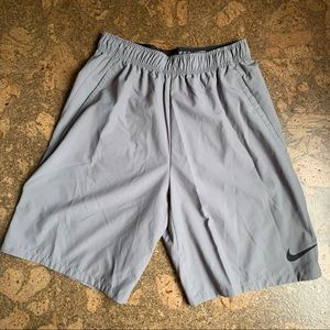MENS NIKE SHORTS